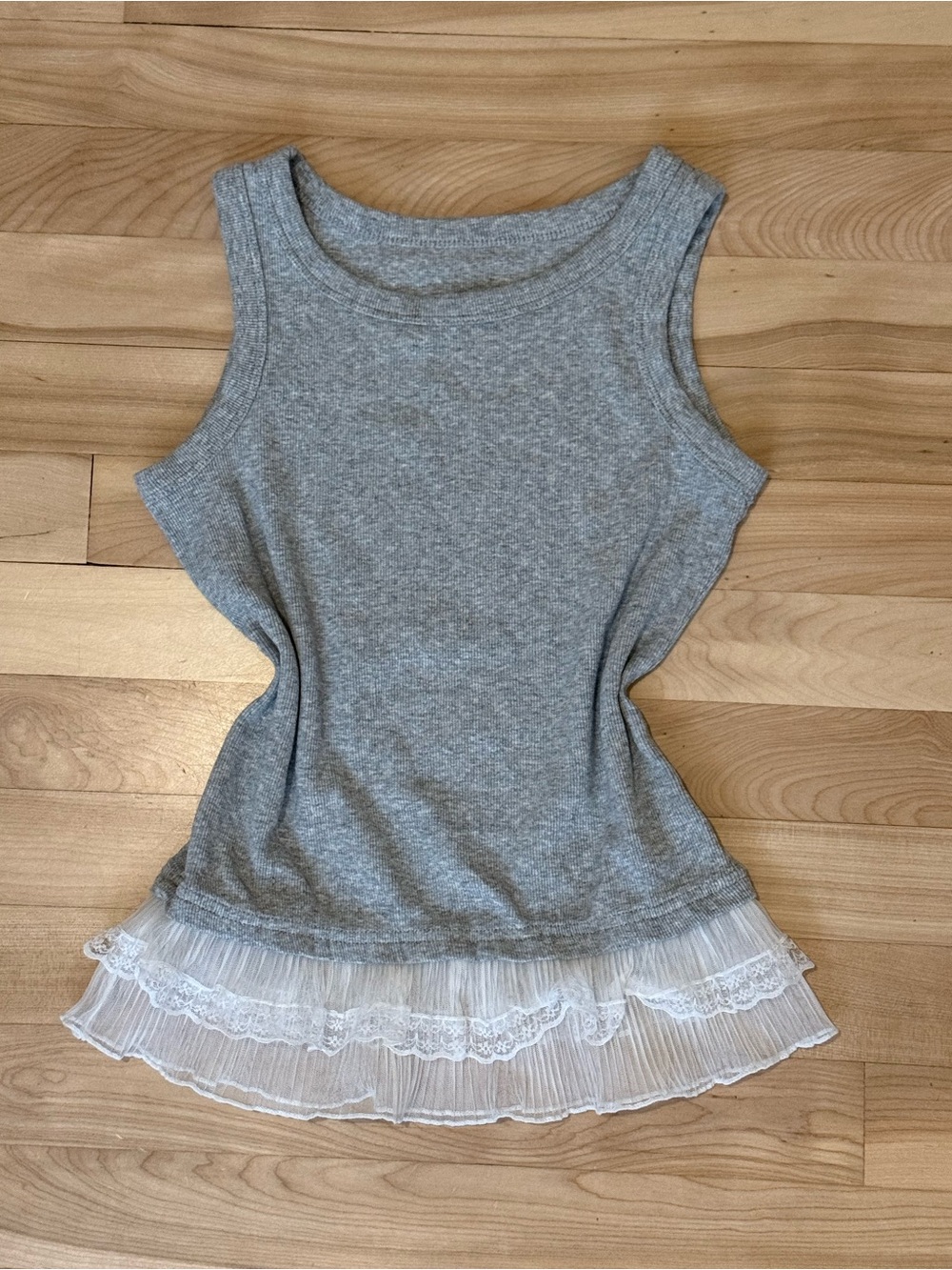 Women's Gray Tank Top with White Lace Trim